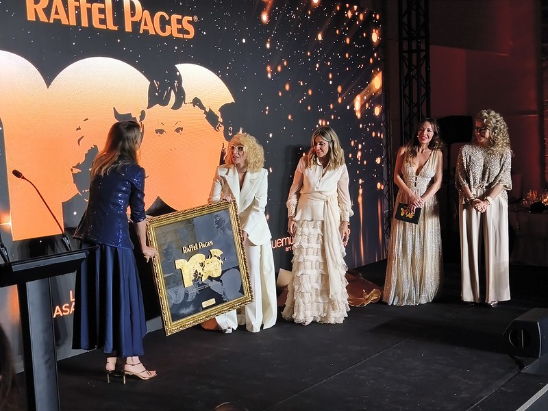 54507450655_3b20abd260_c Cien años peinando almas y una noche para recordar con Raffel Pages y L’Oréal Professionnel