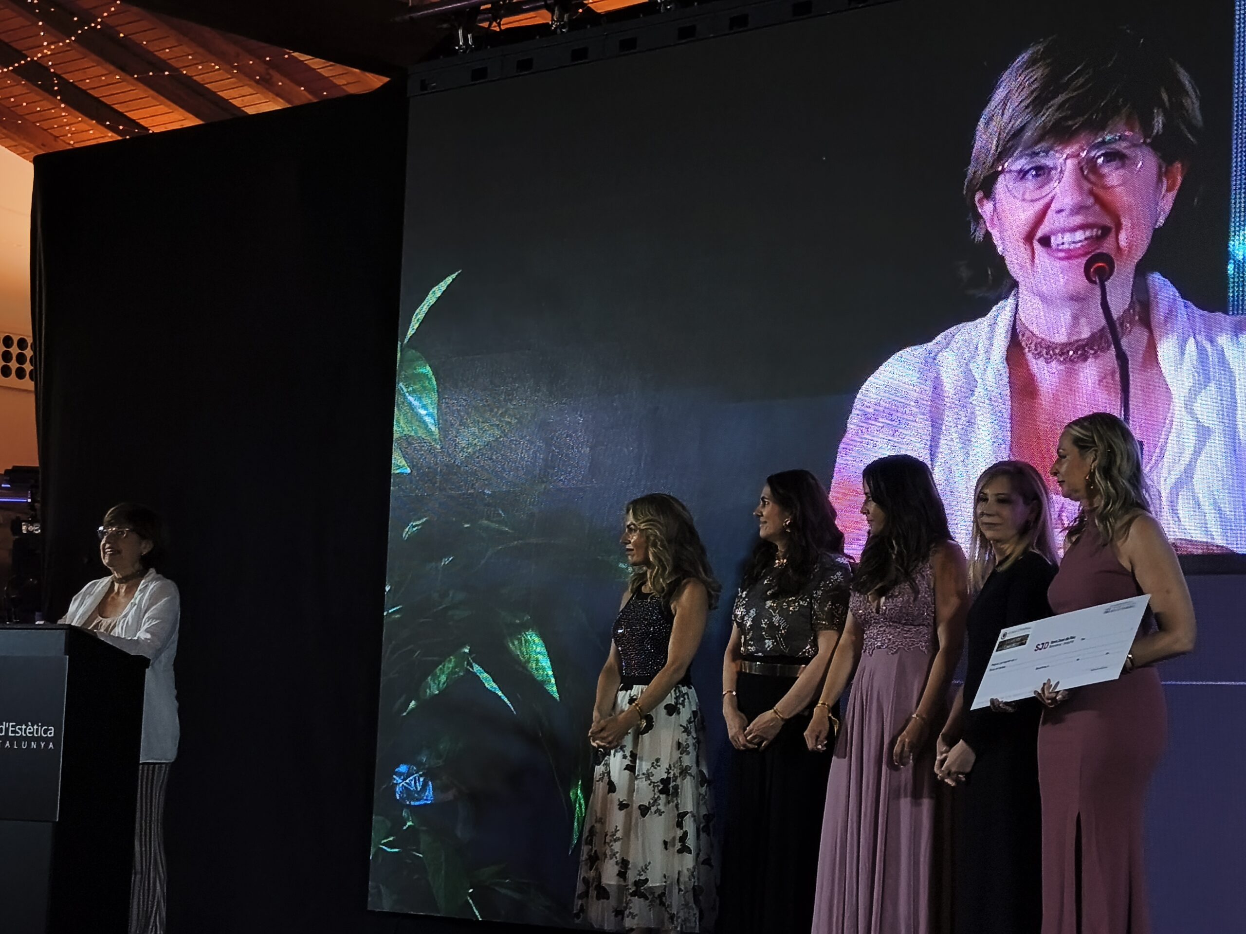 1749858181704-scaled Crónica de la 'II Nit de l’Estètica', gala solidaria, belleza y compromiso en una noche mágica