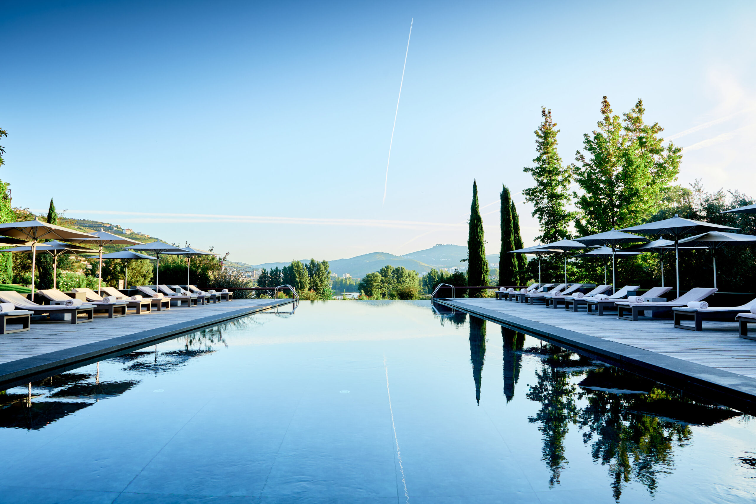 SixSenses-Portugal-scaled ALQVIMIA redefine el lujo en los hoteles 5 estrellas con rituales holísticos de bienestar