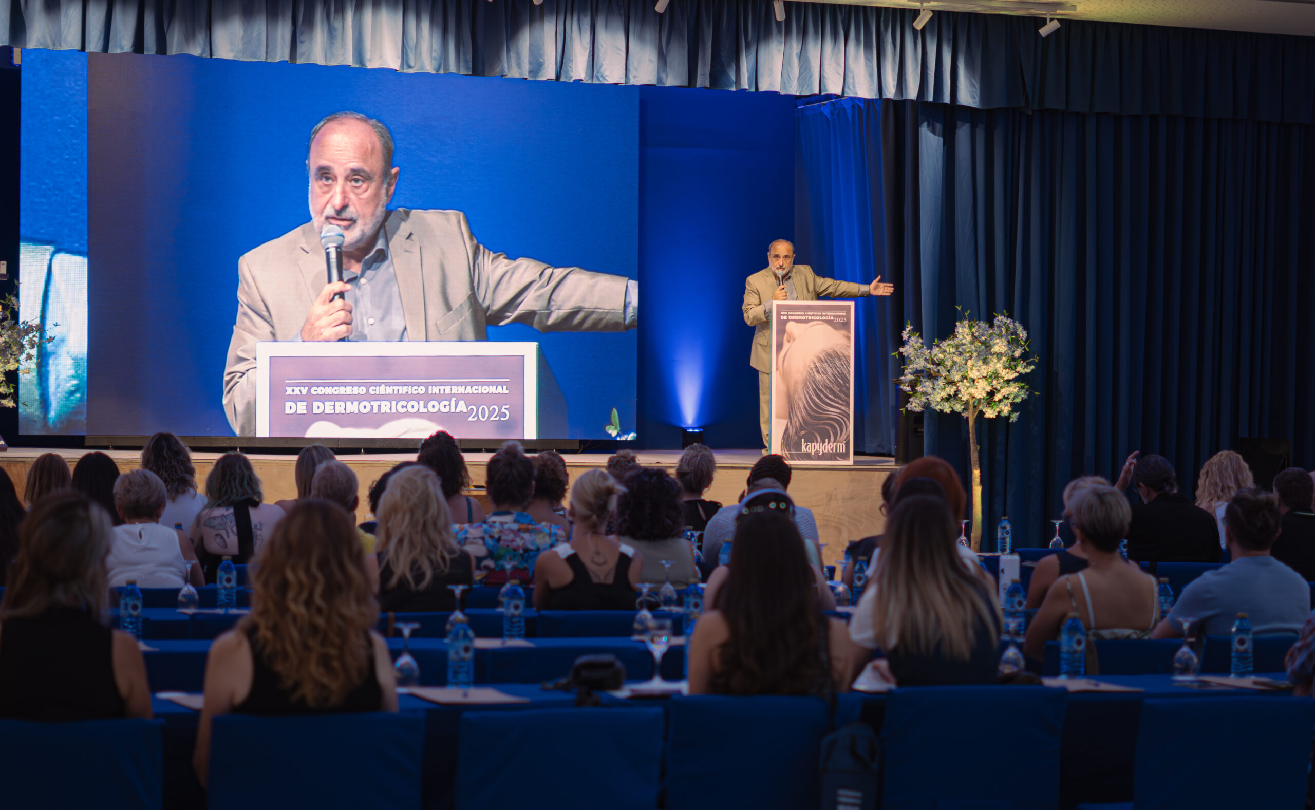 Pastor-Vilaseca-CEO-Laboratorios-kapyderm-scaled El Congreso de Dermotricología de Kapyderm celebra su 25 aniversario con los últimos avances en salud dermocapilar Julio de 2025